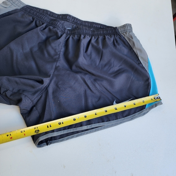 Women's Nike Dri-Fit DD9172 Running Run Shorts Charcoal Black Blue Sz M - Picture 3 of 13
